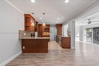 8930 NW 23rd St in Pembroke Pines, FL - Building Photo - Building Photo