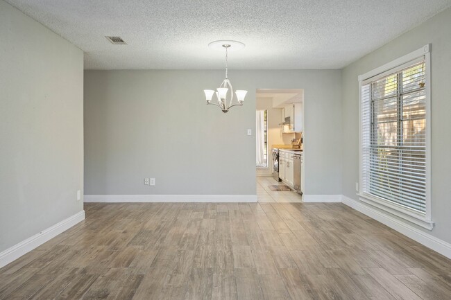 25534 Sugar Valley Ln