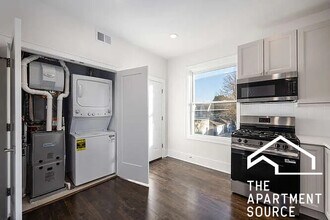 3751 W School St in Chicago, IL - Building Photo - Building Photo