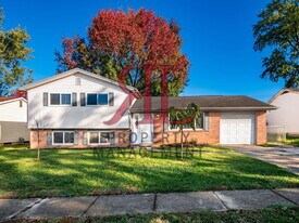 3102 Elmreeb Dr in Columbus, OH - Building Photo