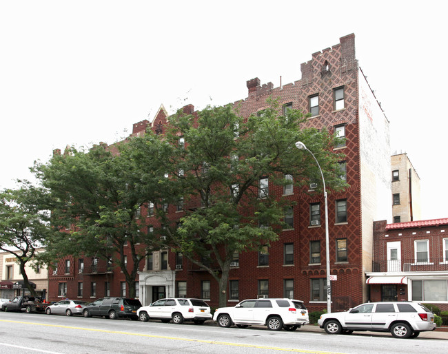 1827 65th St in Brooklyn, NY - Foto de edificio - Building Photo