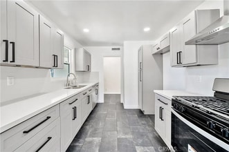 1410 Central Ave in Fullerton, CA - Building Photo - Building Photo