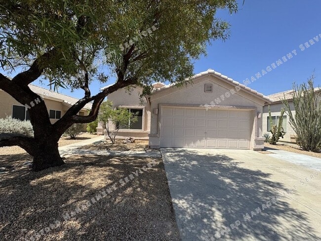 3602 W Saguaro Park Ln