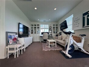 28673 Parkside Dr in Santa Clarita, CA - Building Photo - Building Photo