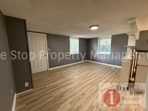 11321 Winner Rd in Independence, MO - Building Photo - Building Photo