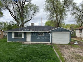 256 9th St in Ogden, UT - Building Photo