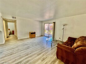 4380 Sandy River Dr in Las Vegas, NV - Building Photo