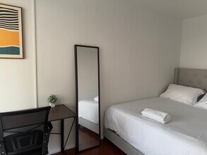 1435 4th St SW, Unit B502 in Washington, DC - Foto de edificio - Building Photo
