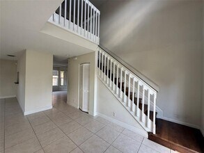 10646 Lake Oak Way in Boca Raton, FL - Building Photo - Building Photo