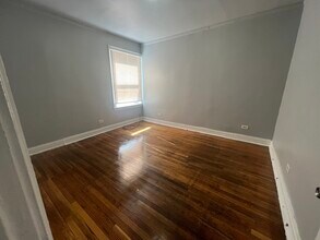 6611 S Greenwood Ave in Chicago, IL - Building Photo - Building Photo