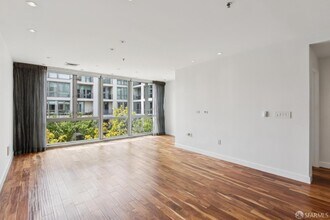 255 Berry St in San Francisco, CA - Building Photo - Building Photo