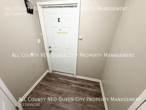 21 Valleyview Dr in Dayton, OH - Building Photo - Building Photo