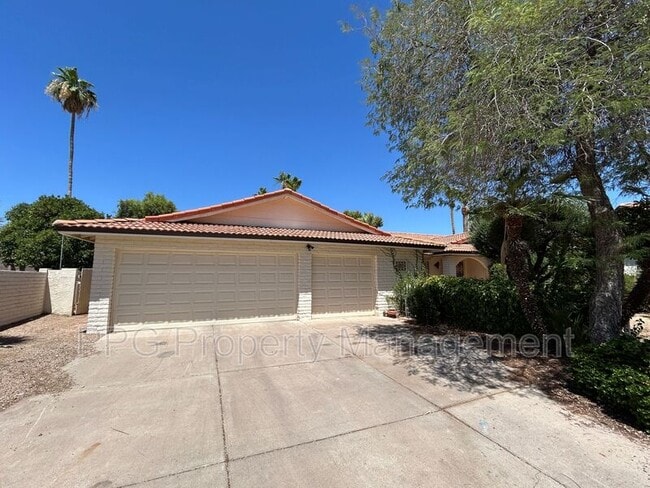 7848 E Vía Sonrisa in Scottsdale, AZ - Building Photo - Building Photo