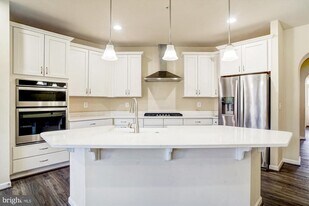 3038 Jacobs Garden Ln in Frederick, MD - Building Photo