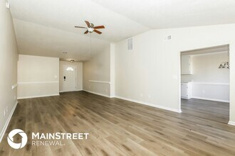 1915 Portwest Way in Hampton, GA - Foto de edificio - Building Photo