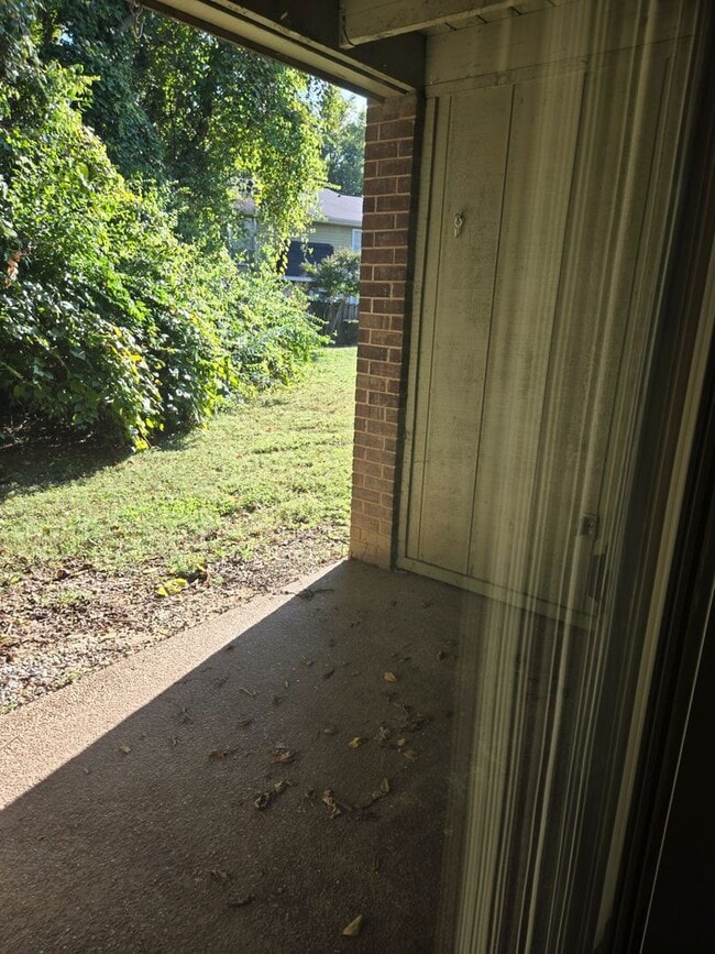 property at 267 Yelton Ct