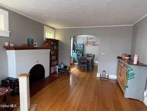 30 Cardinal Ave in Albany, NY - Foto de edificio - Building Photo