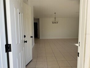 4503 Hale St in Sarasota, FL - Foto de edificio - Building Photo