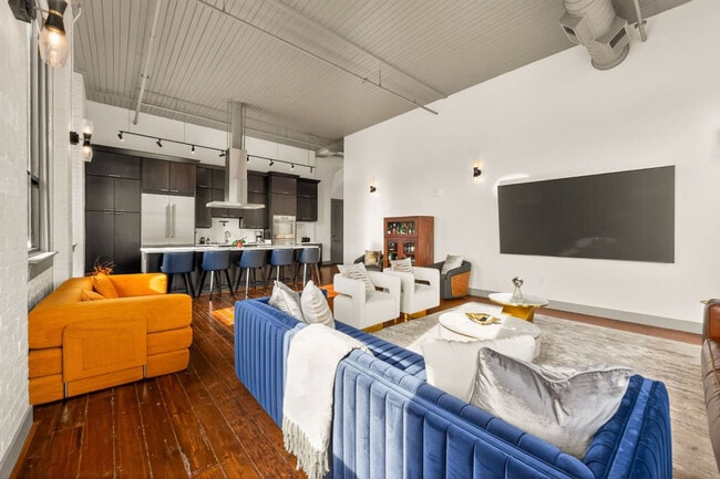 21 E 15th St in Cincinnati, OH - Building Photo - Building Photo