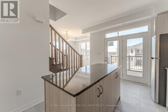 84 Ennerdale St in Barrie, ON - Building Photo - Building Photo