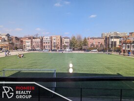 650 W Wrightwood Ave, Unit #656-403 in Chicago, IL - Building Photo
