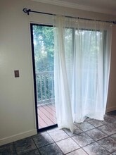 1104 Mariedale Ct, Unit Mariedale in Kirkwood, MO - Building Photo - Building Photo