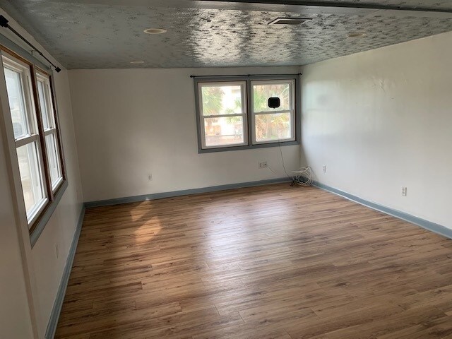 102 Zoratoa Ave in St. Augustine, FL - Building Photo