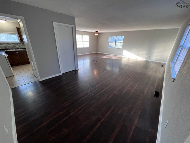 4211 Thomas Ave in Wichita Falls, TX - Building Photo - Building Photo