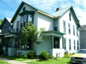 379 W Clinton St in Elmira, NY - Building Photo