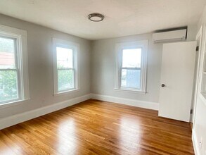 129 Old Colony Ave in Quincy, MA - Building Photo - Building Photo