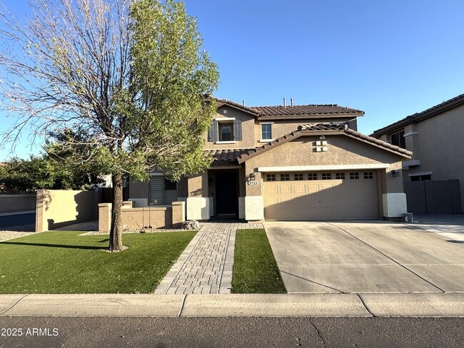 property at 3733 E Orchid Ct