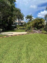 3033 Pineview Dr in Holiday, FL - Building Photo - Building Photo