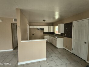 4918 Guadalupe Dr in El Paso, TX - Building Photo - Building Photo