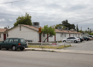 Casa Verde Apartments in Denair, CA - Foto de edificio - Building Photo