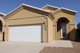 3658 Grand Bahamas Dr in El Paso, TX - Building Photo