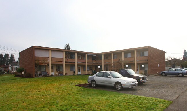 1604 Main St in Sumner, WA - Building Photo - Building Photo