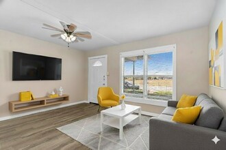 124 Ramsey St in Cleburne, TX - Building Photo - Building Photo