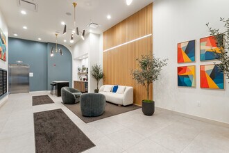 Kovo in Kelowna, BC - Building Photo - Lobby