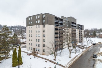 Cambridge Court in Peterborough, ON - Building Photo - Building Photo