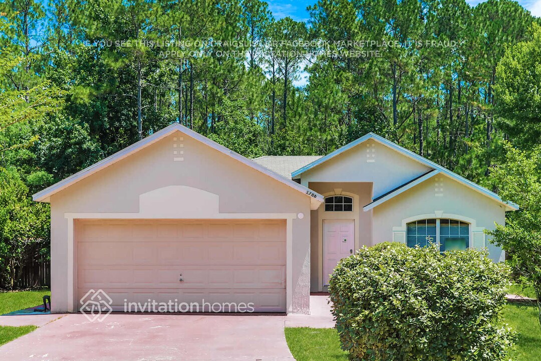 1786 Hearth Street in Middleburg, FL - Foto de edificio
