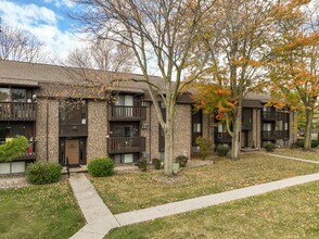 The Meadows in Maumee, OH - Foto de edificio - Building Photo