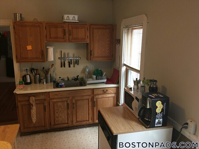 85 Lowden Ave in Somerville, MA - Building Photo - Building Photo