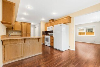 3225 156th St SW in Lynnwood, WA - Building Photo - Building Photo