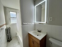 5 Sumner Sq, Unit 3 in Boston, MA - Foto de edificio - Building Photo