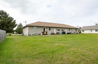 6305-6307 Teagan Ln in Schofield, WI - Building Photo