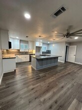 2550 4th Ave in Merced, CA - Building Photo - Building Photo