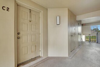 616 Sea Pine Way in Greenacres, FL - Building Photo - Building Photo