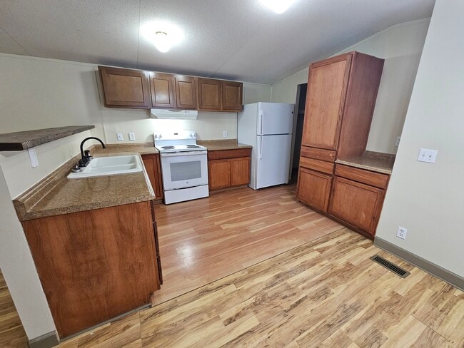 property at 2840 U.S. Hwy 190