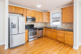 528 47th St in Union City, NJ - Foto de edificio - Building Photo