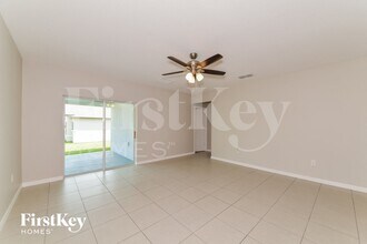 4526 Birdsong Dr in Rubonia, FL - Building Photo - Building Photo